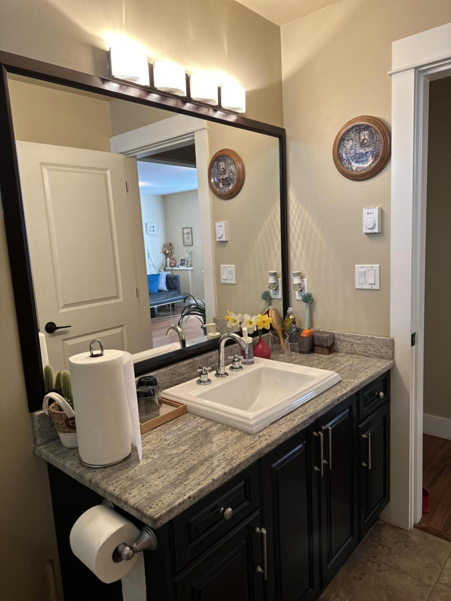 Separate Entry Sweet Home Βικτώρια Εξωτερικό φωτογραφία