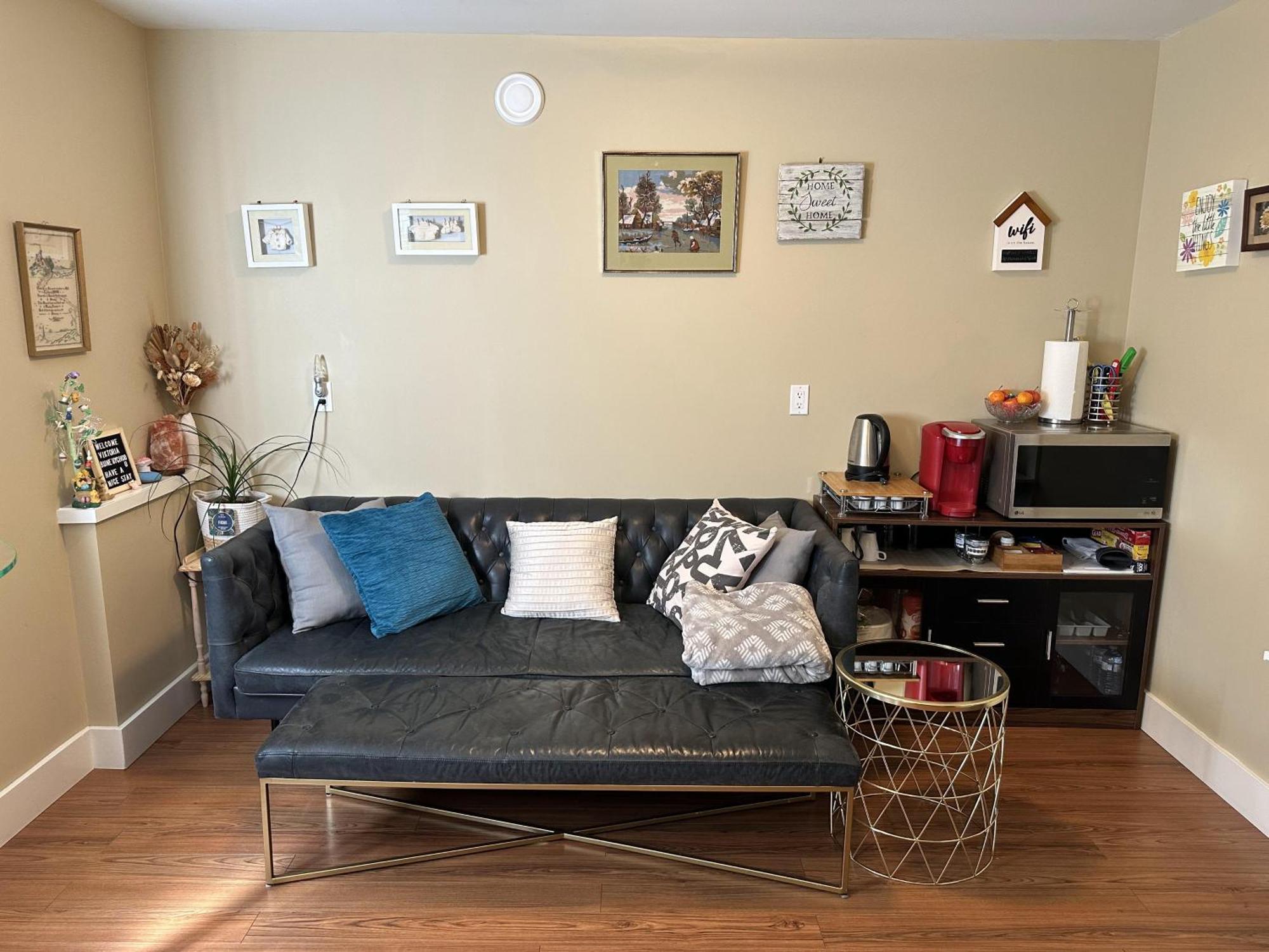 Separate Entry Sweet Home Βικτώρια Εξωτερικό φωτογραφία